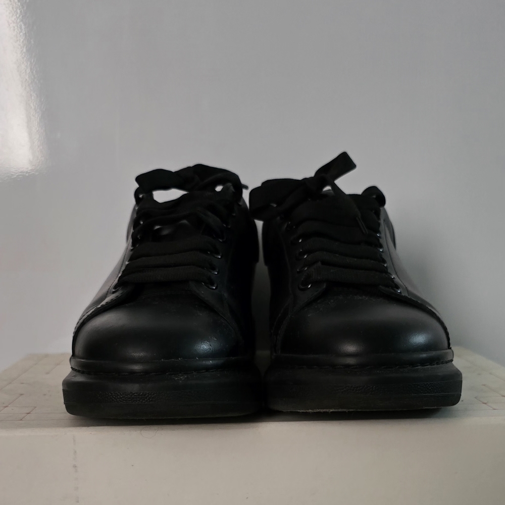 Alexander Mcqueen
